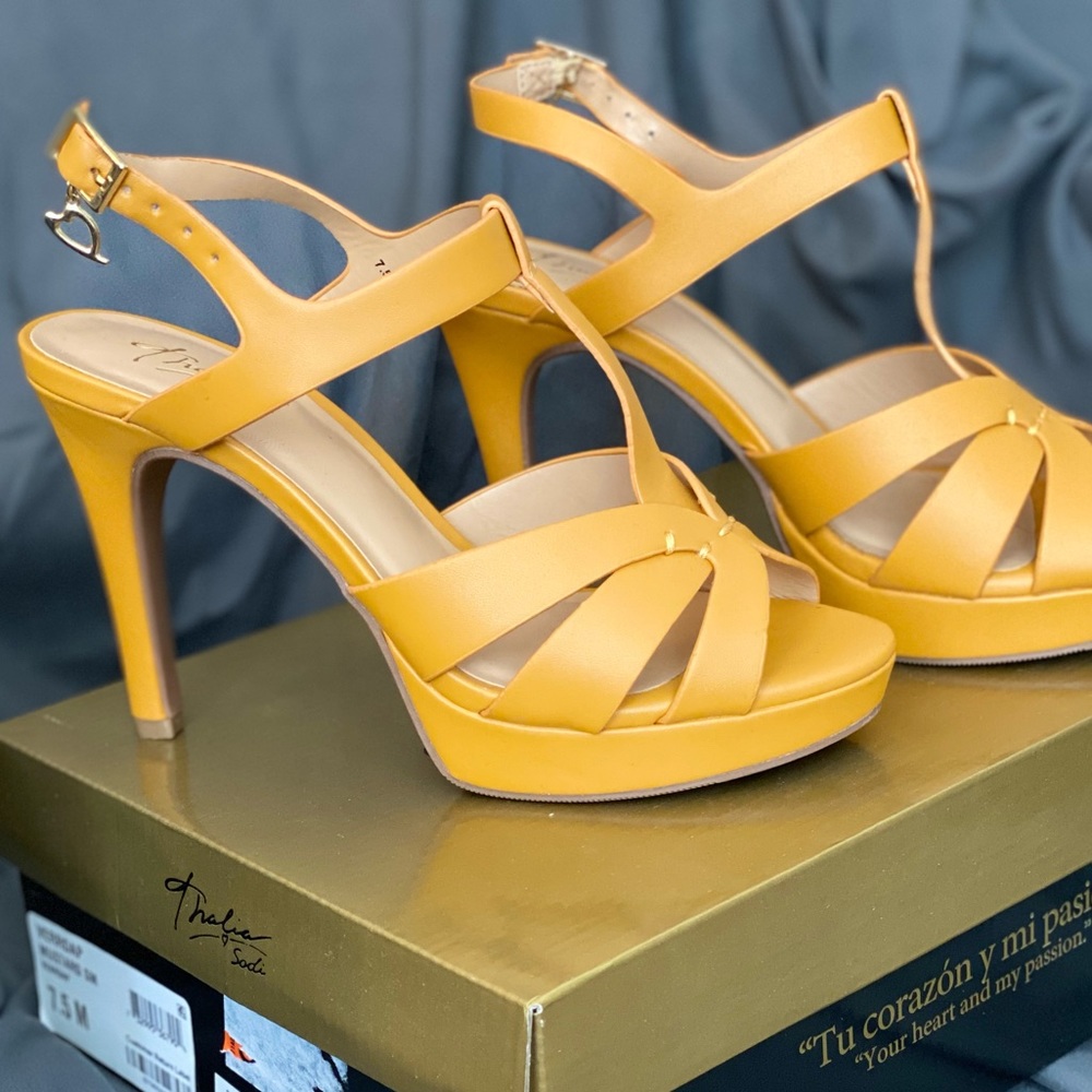 Thalia Sodi Heels; size 7; yellow; used 1 time.